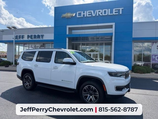 2022 Jeep Wagoneer Series III 4x4 in Bright White Clearcoat — front three-quarter view