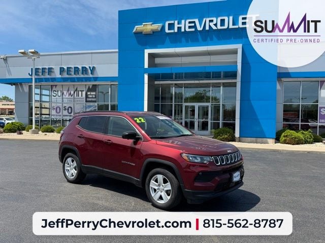 2022 Jeep Compass Latitude 4x4 in Velvet Red Pearlcoat — front three-quarter view