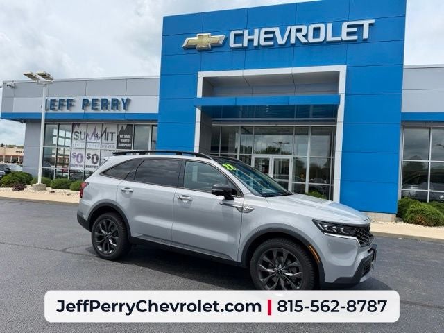 2022 Kia Sorento X-Line SX Prestige in Gray — front three-quarter view